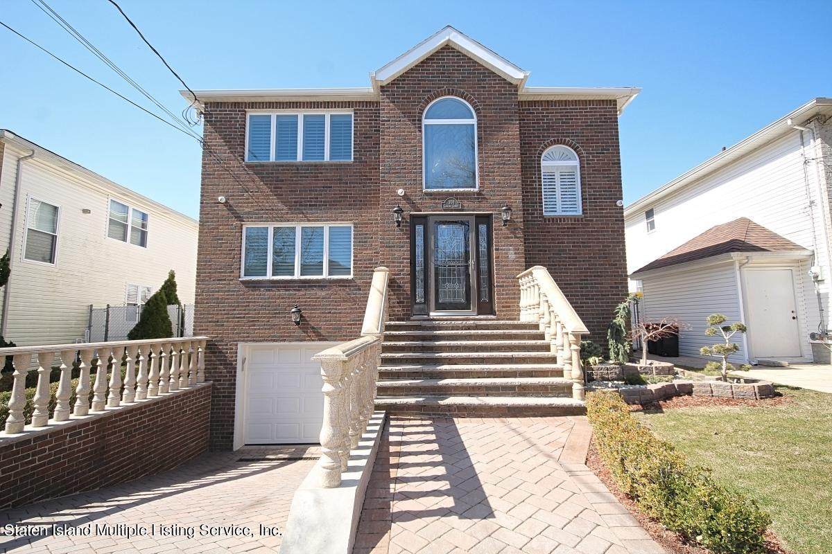 308 Chelsea Street - Photo 1