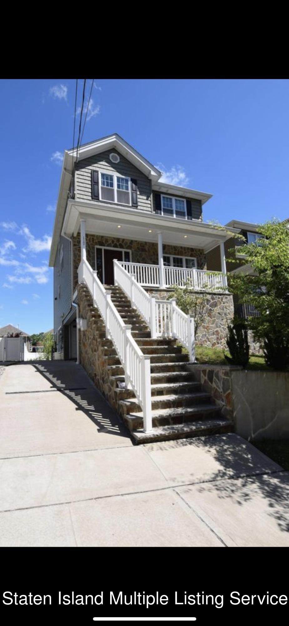 117 Benziger Avenue - Photo 1