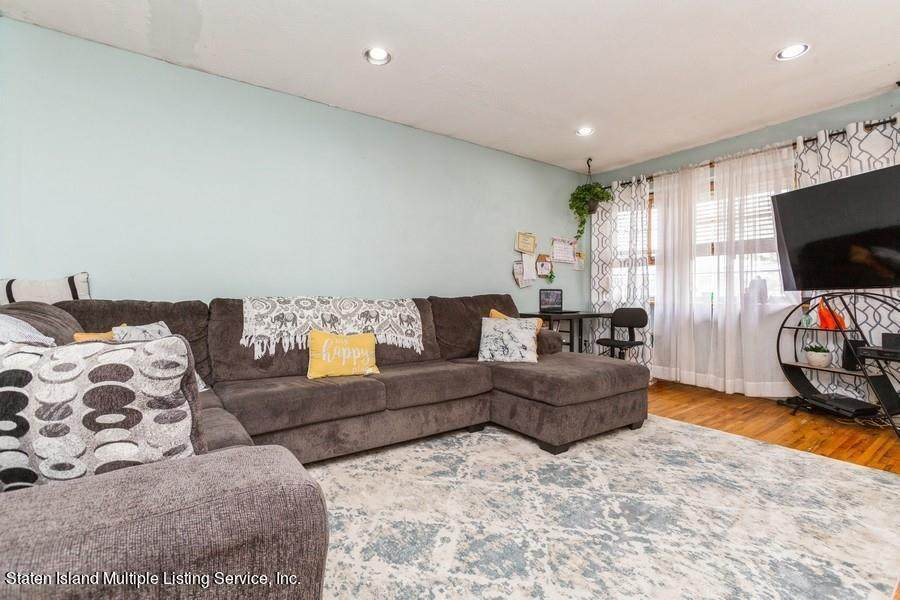 1496 Richmond Avenue - Photo 1