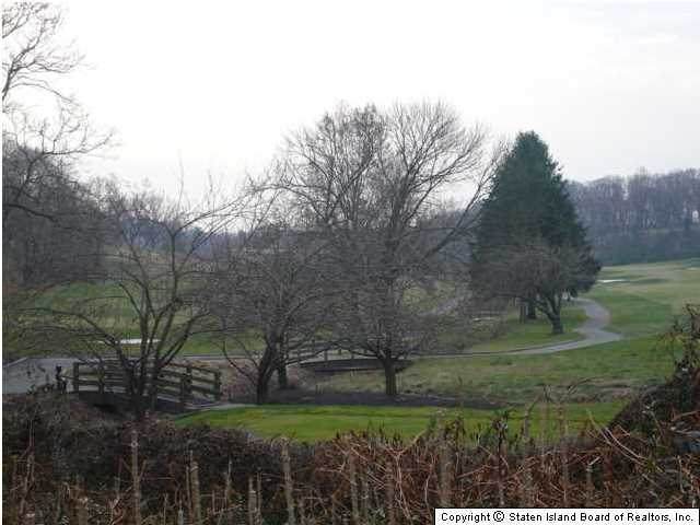 69 Whitlock Avenue - Photo 1