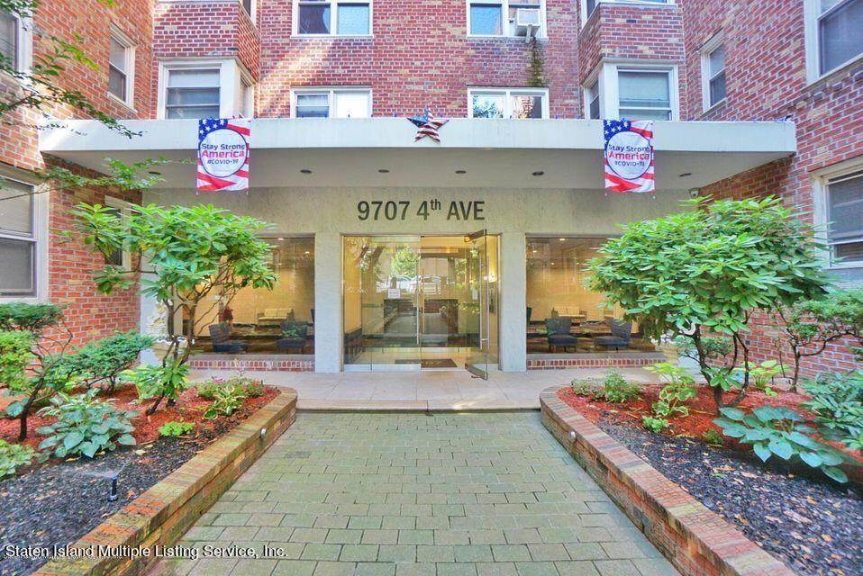 9707 4th Avenue - Photo 1