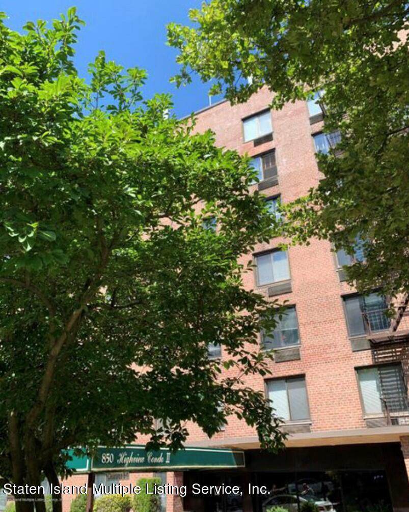 850 Howard Avenue - Photo 1