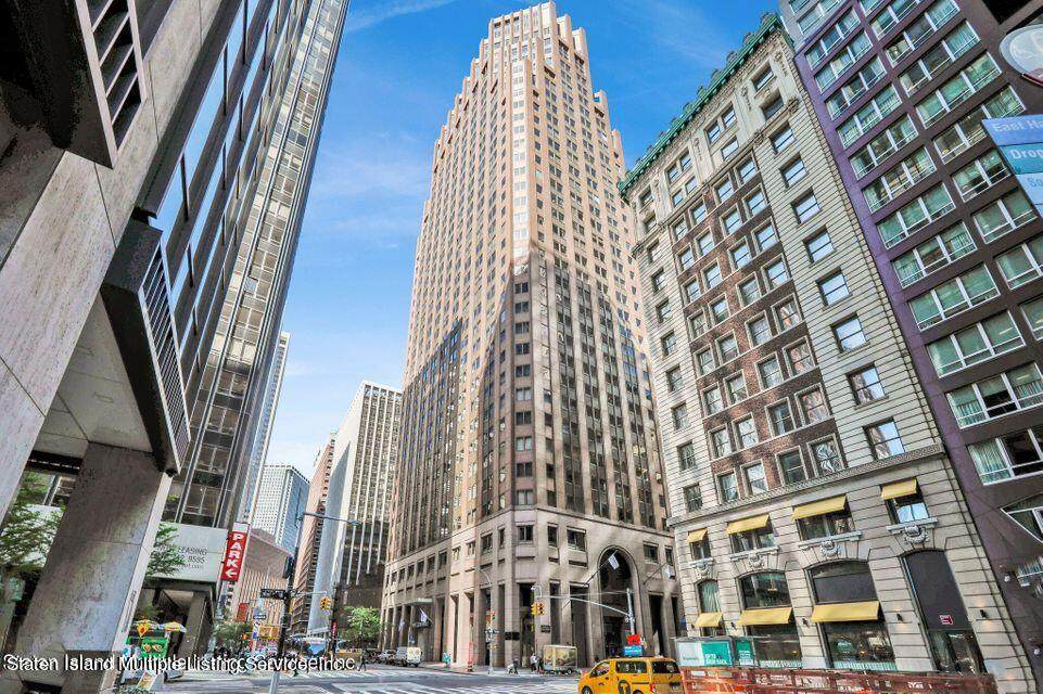 75 Wall Street - Photo 1