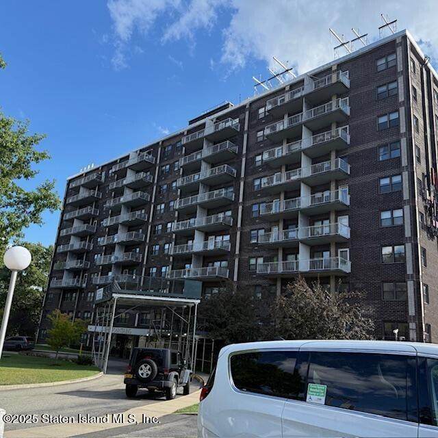 1100 Clove Road - Photo 1