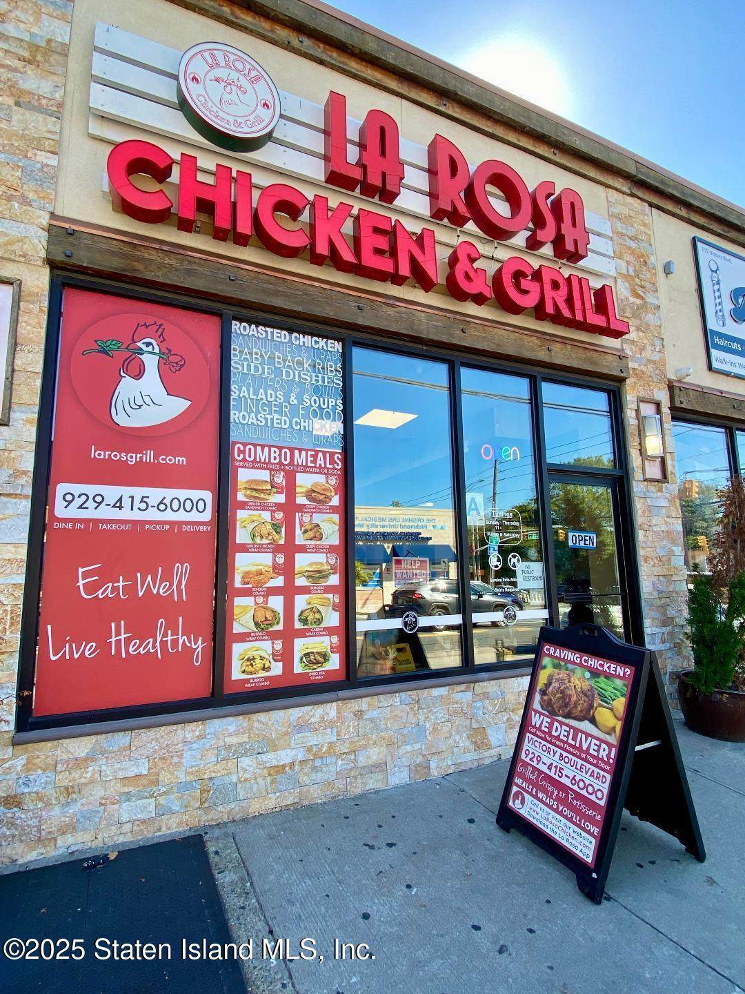 1172 Victory Boulevard - Photo 1