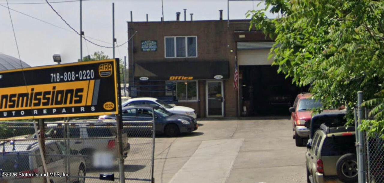 1532 Richmond Terrace - Photo 1