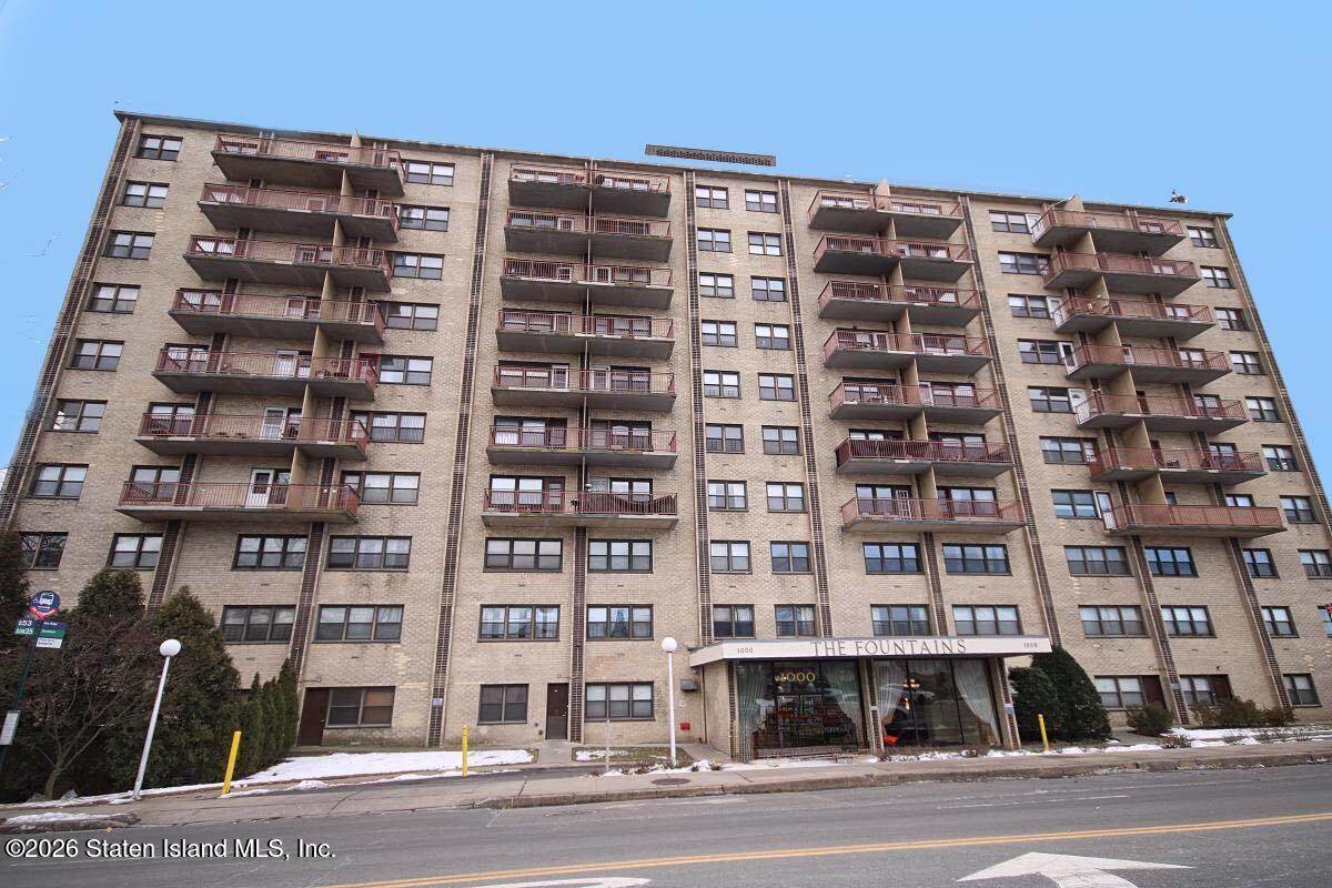1000 Clove Road - Photo 1