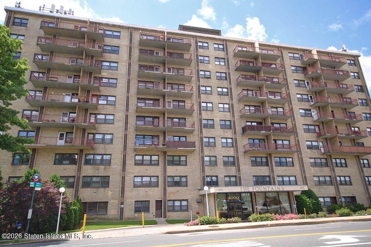 1000 Clove Road - Photo 1
