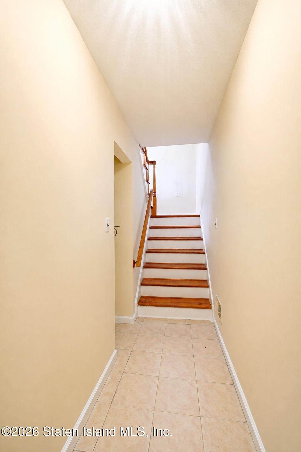 https://bt-photos.global.ssl.fastly.net/statenisland/1280_boomver_1_2605297-2.jpg