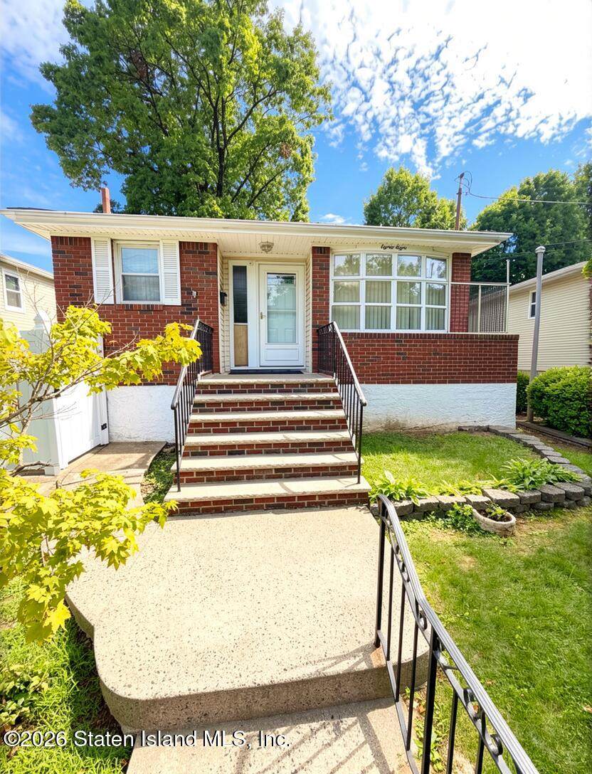 88 Barlow Avenue - Photo 1
