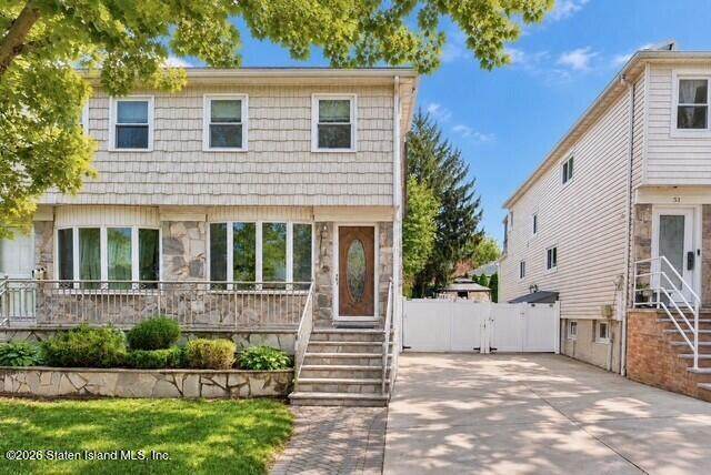 55 Bowling Green Place - Photo 1