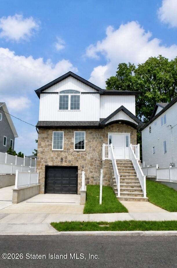685 Oakland Avenue - Photo 1