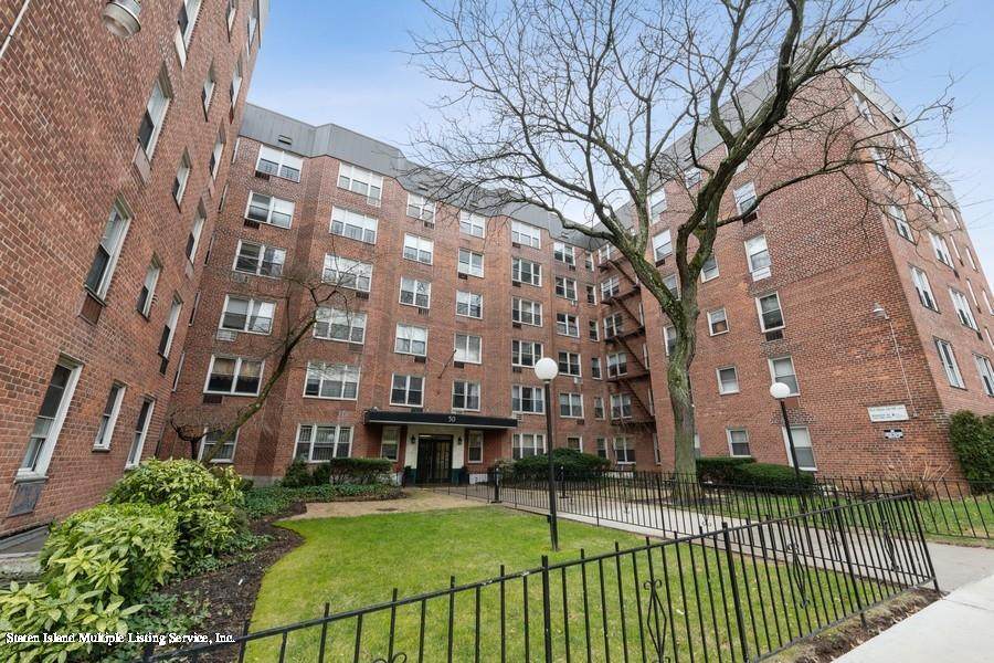 50 Fort Place - Photo 1