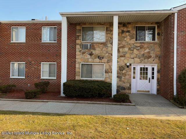 11 Gadsen Place - Photo 1
