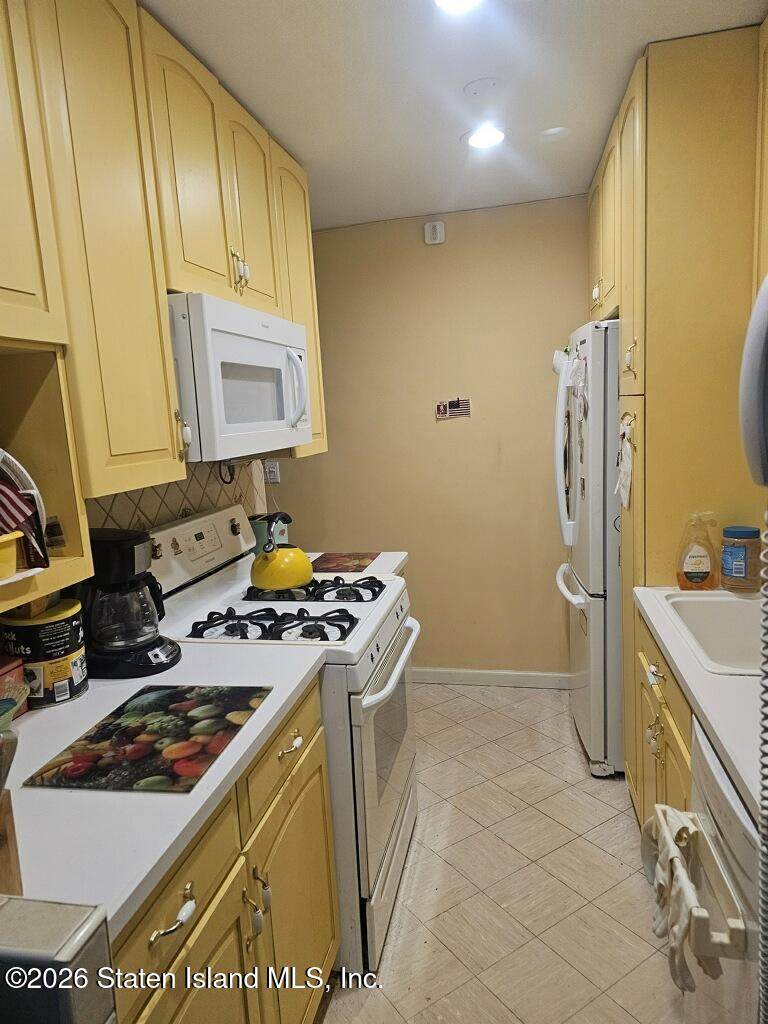 https://bt-photos.global.ssl.fastly.net/statenisland/orig_boomver_1_2600899-2.jpg