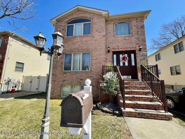 91 Sprague Avenue - Photo 1