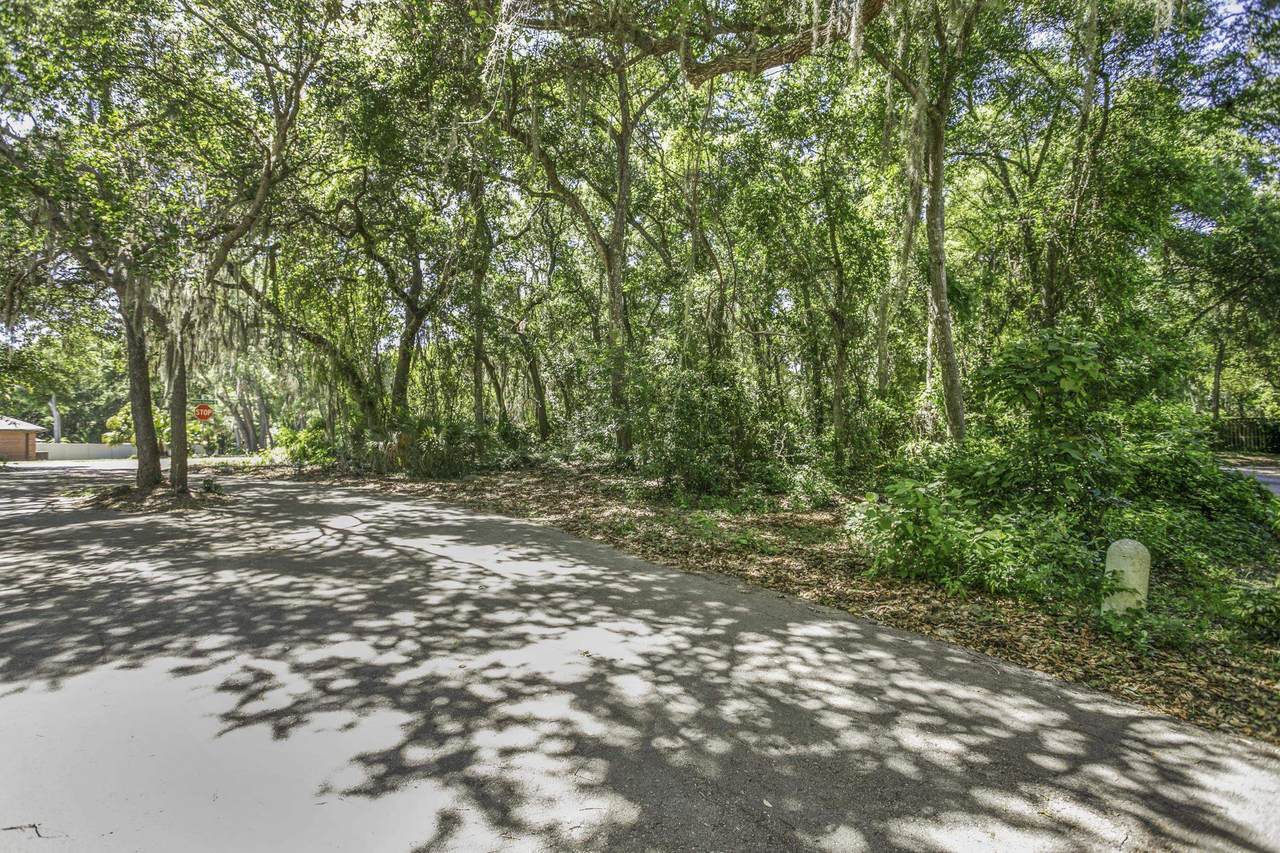 700 Wilkes Ct. - Photo 1