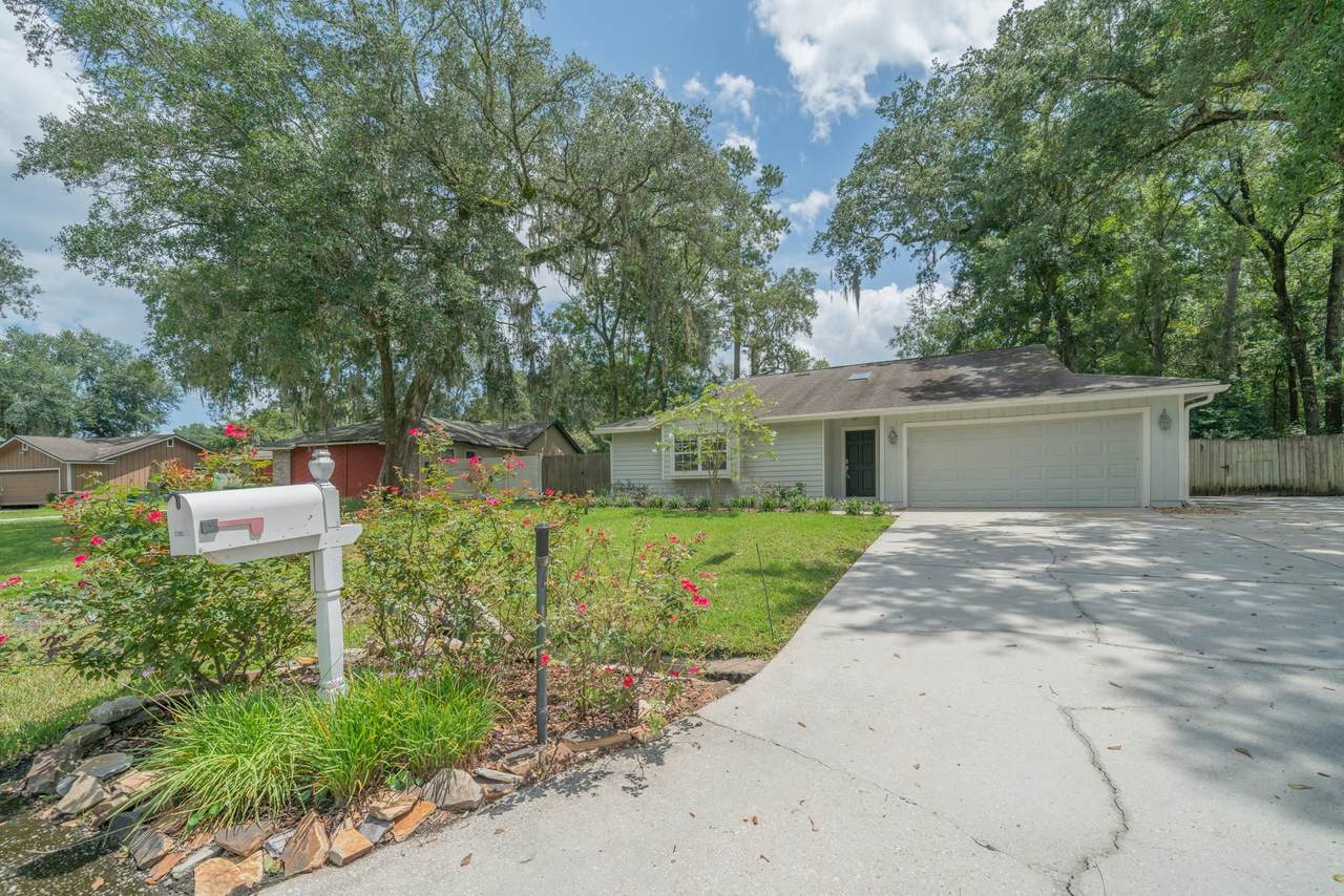 6181 Island Forest Drive - Photo 1