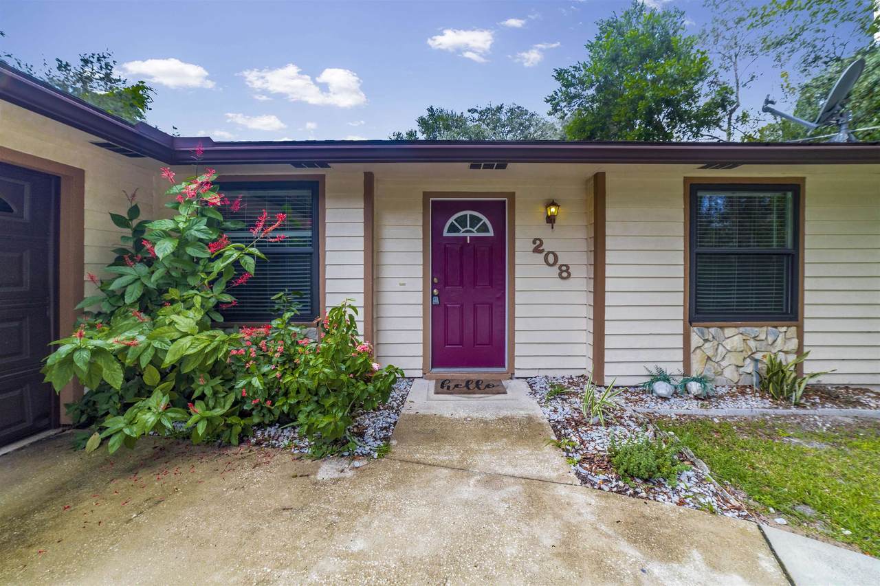 208 Jasmine Rd - Photo 1