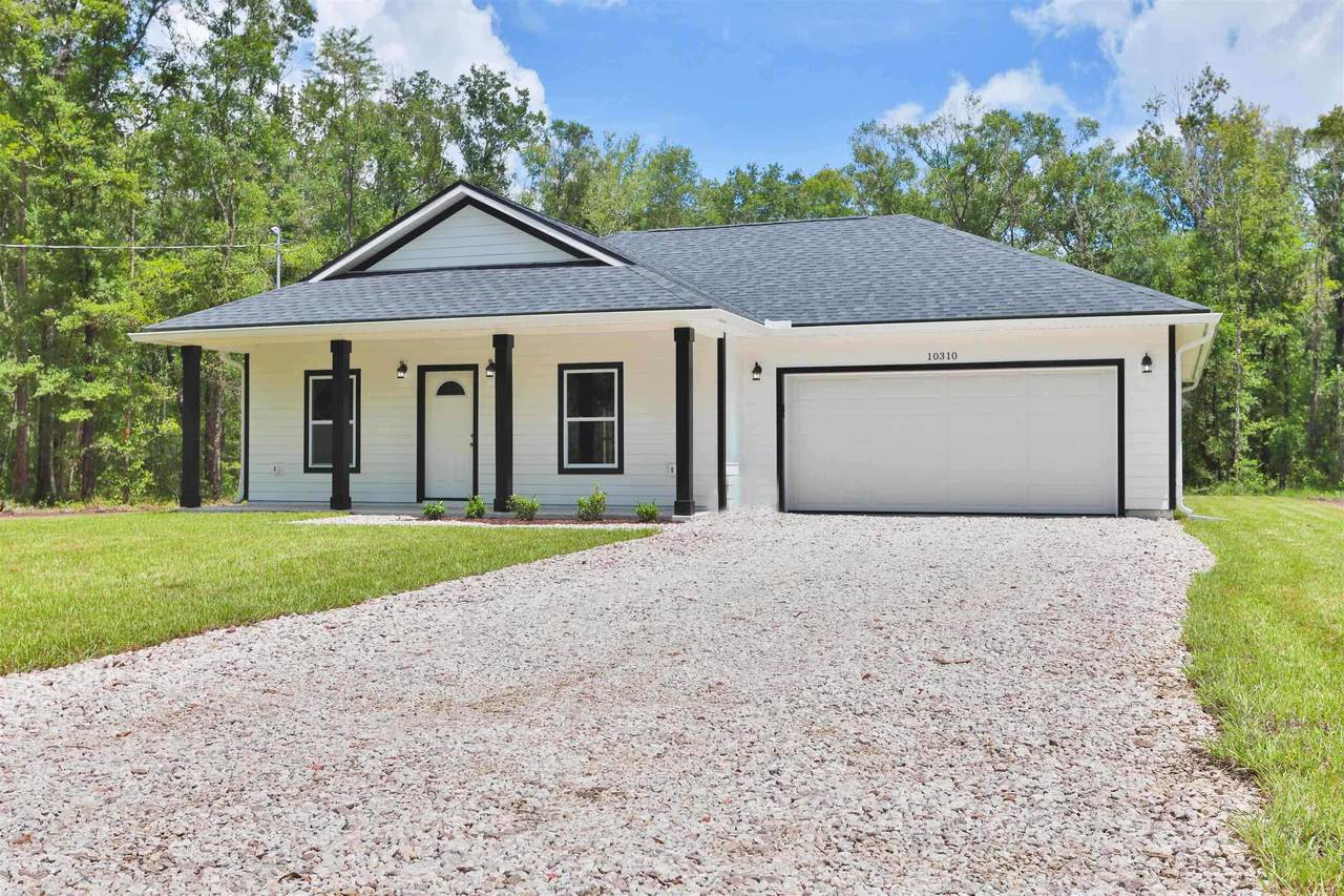 10110 Vaughan Ave - Photo 1
