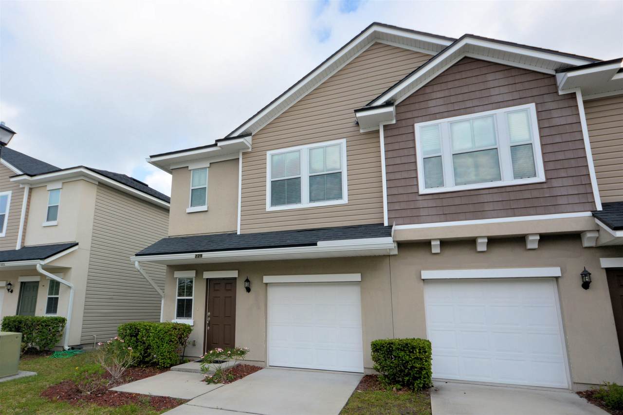 229 Moultrie Village Lane - Photo 1
