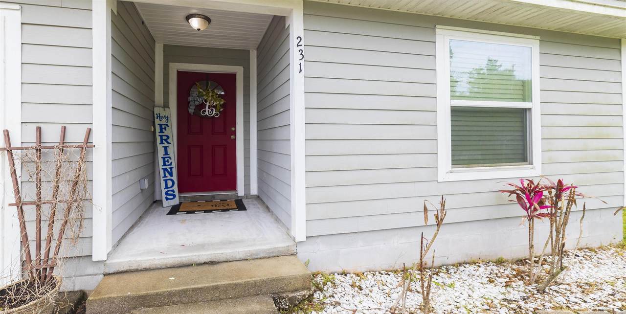 231 North Boulevard - Photo 1