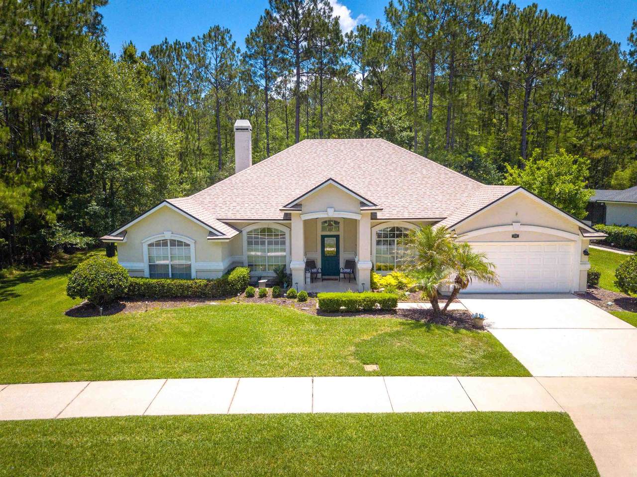 846 Garrison Dr - Photo 1