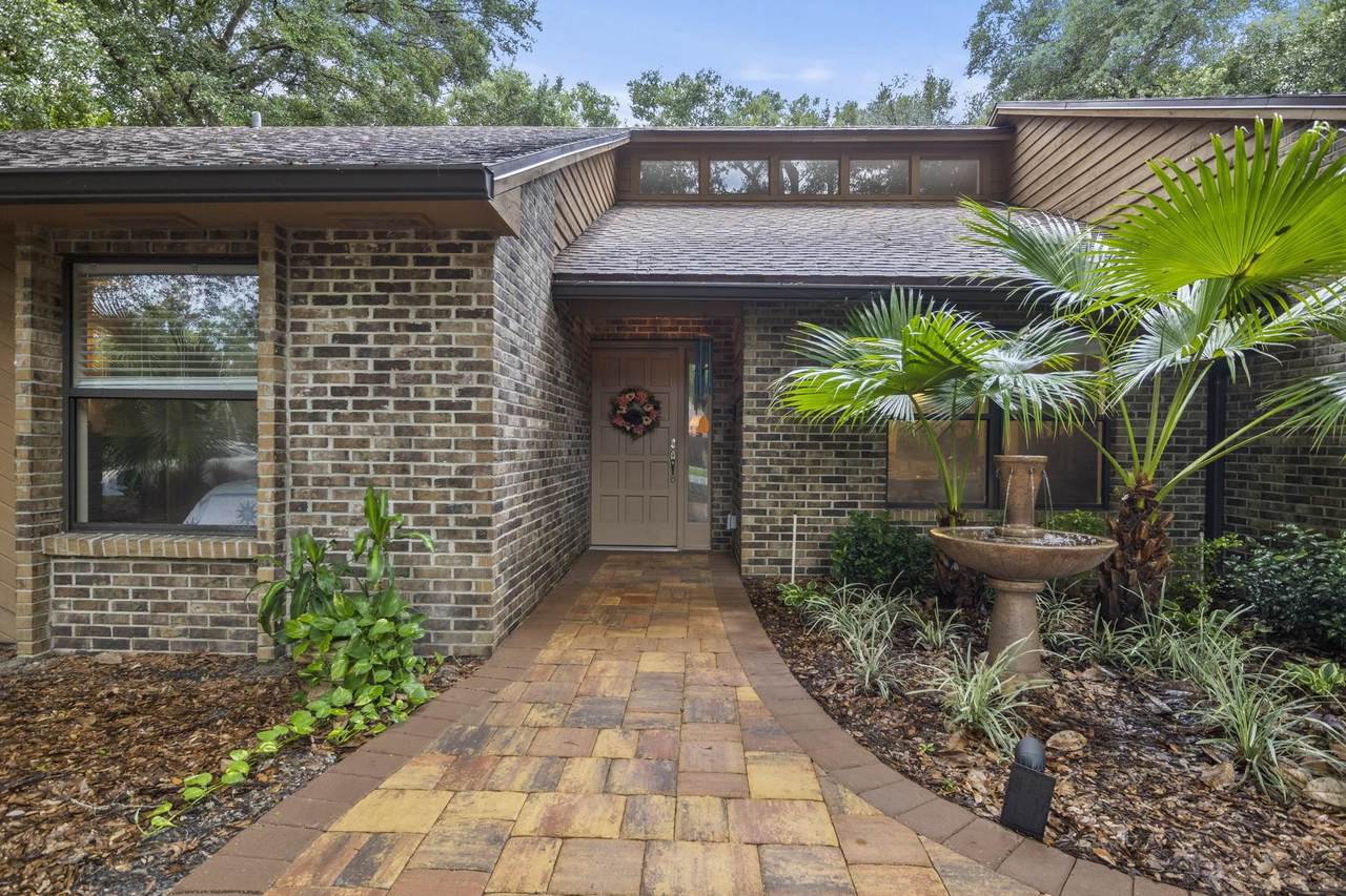 713 Camelia Trail - Photo 1
