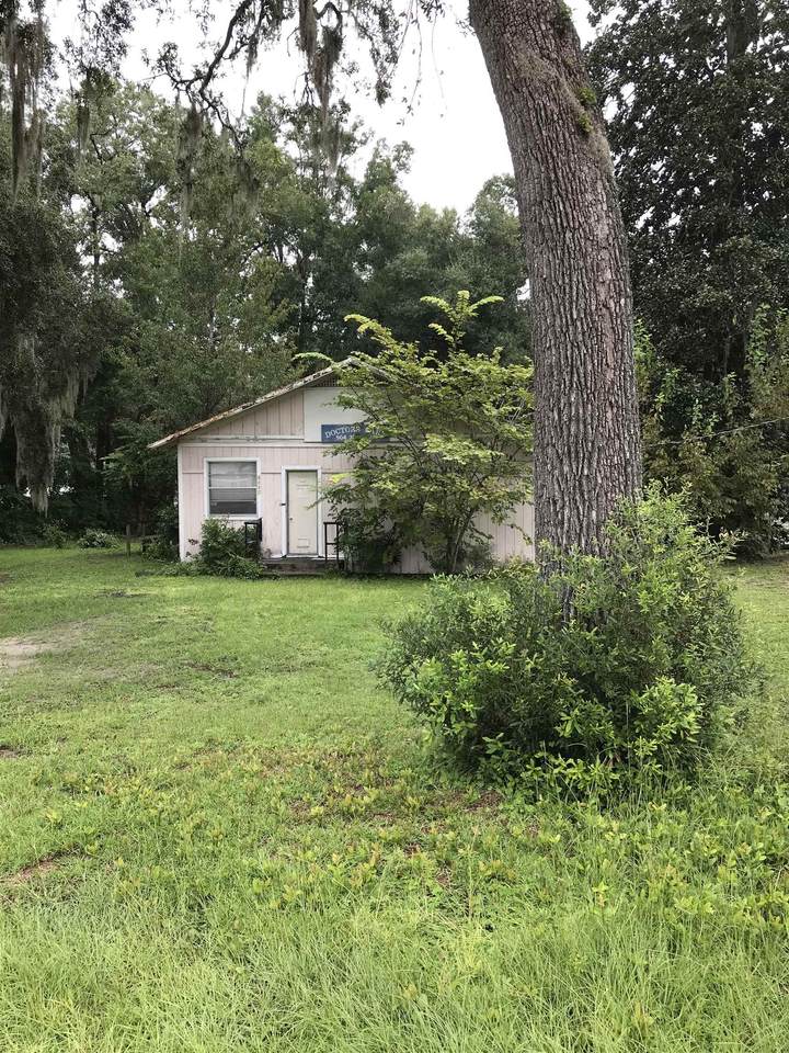 3110 St Johns Ave - Photo 1