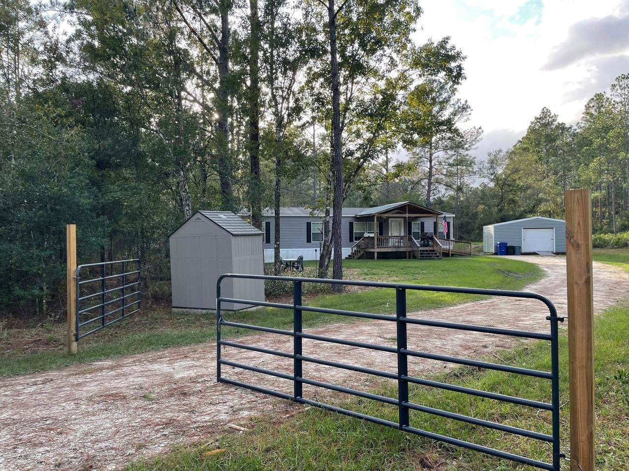 9985 Amos Ave - Photo 1