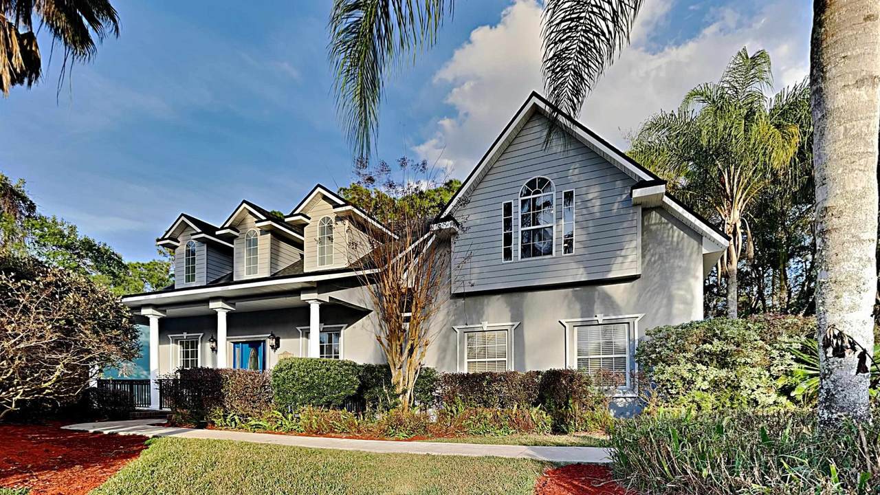 140 Moses Creek Blvd - Photo 1