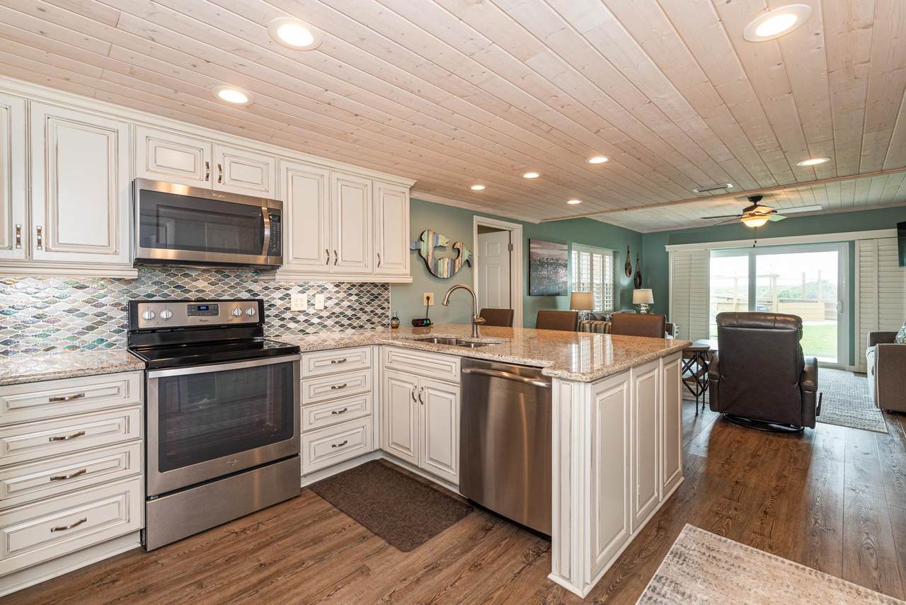5930 A1a S Unit 1A - Photo 1
