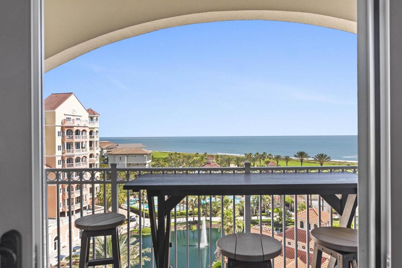 200 Ocean Crest Drive - Photo 1