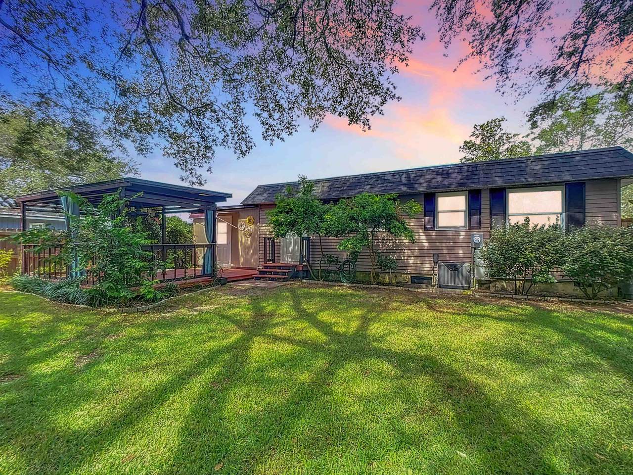 960 Catalina Road - Photo 1