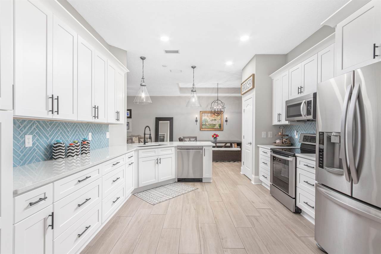 2105 Makarios Dr - Photo 1