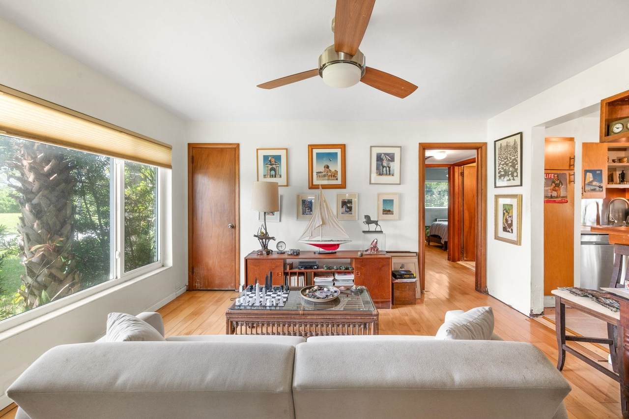 92 Coquina Avenue - Photo 1