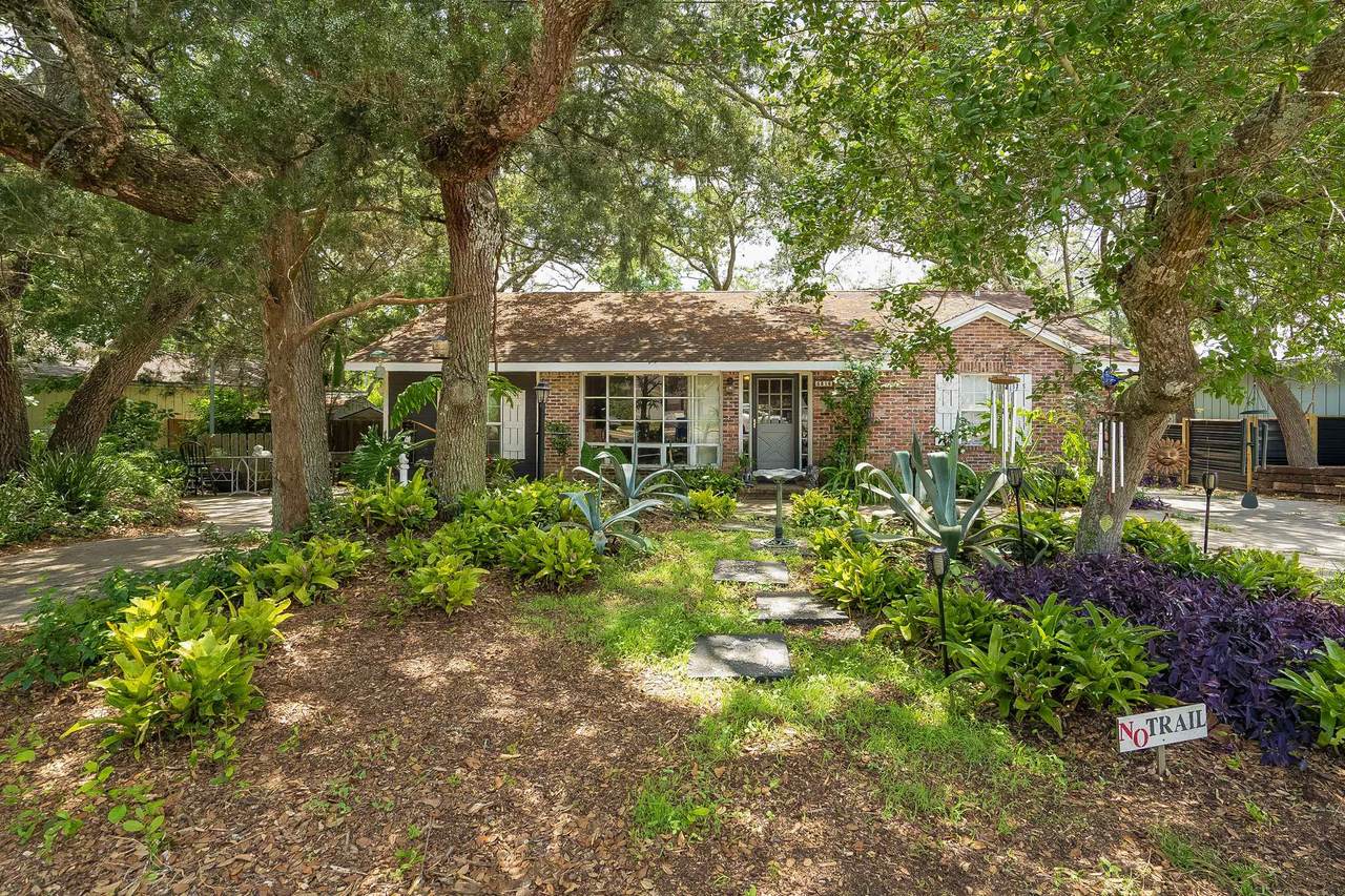 5315 Shore Dr - Photo 1
