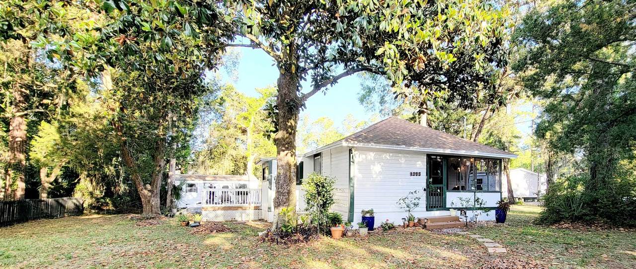 1295 Woodlawn Road - Photo 1