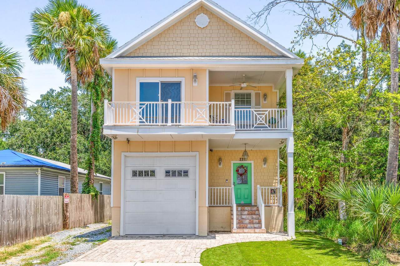 239 Riberia St - Photo 1