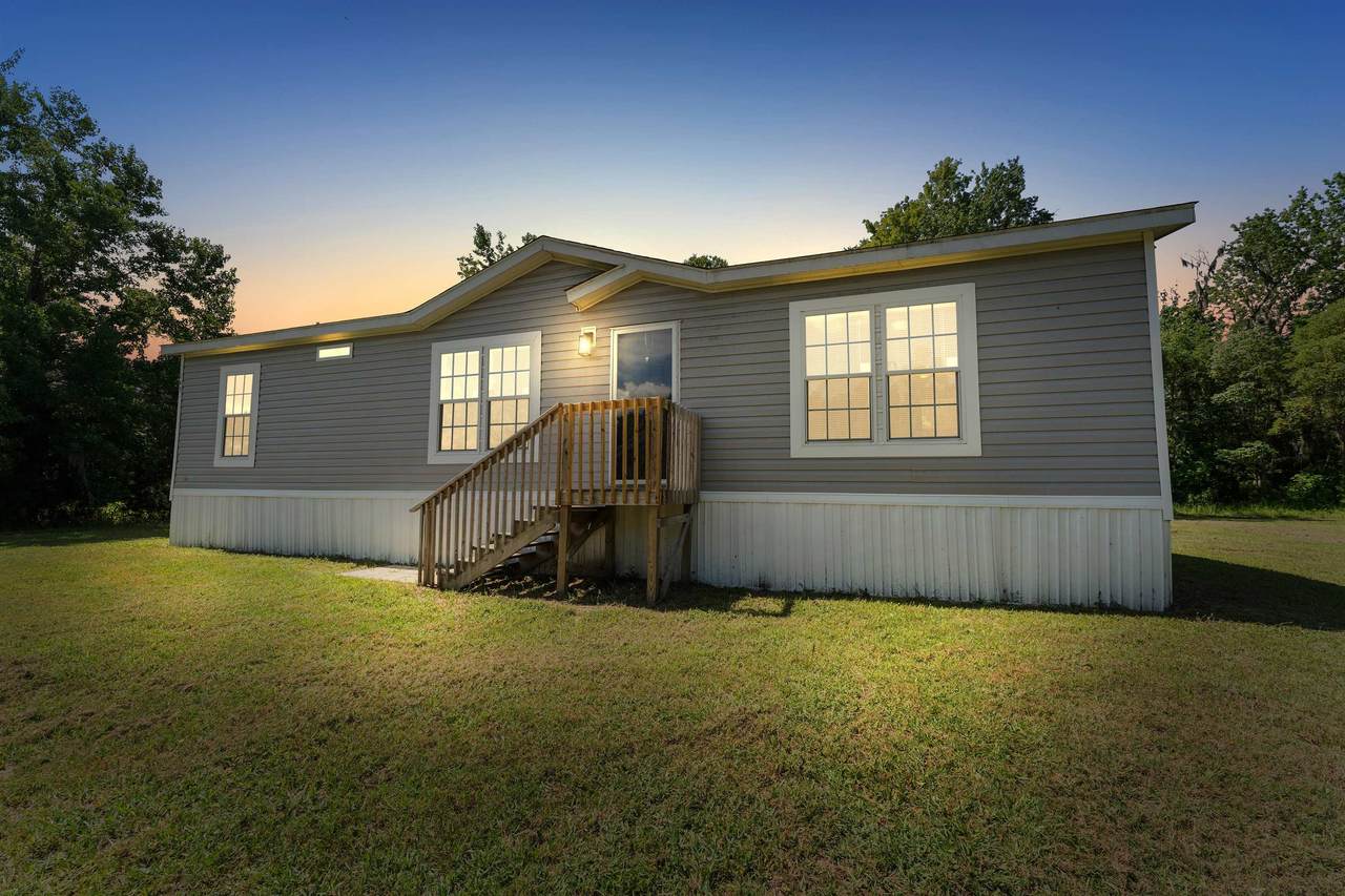 145 Mccormick Rd - Photo 1