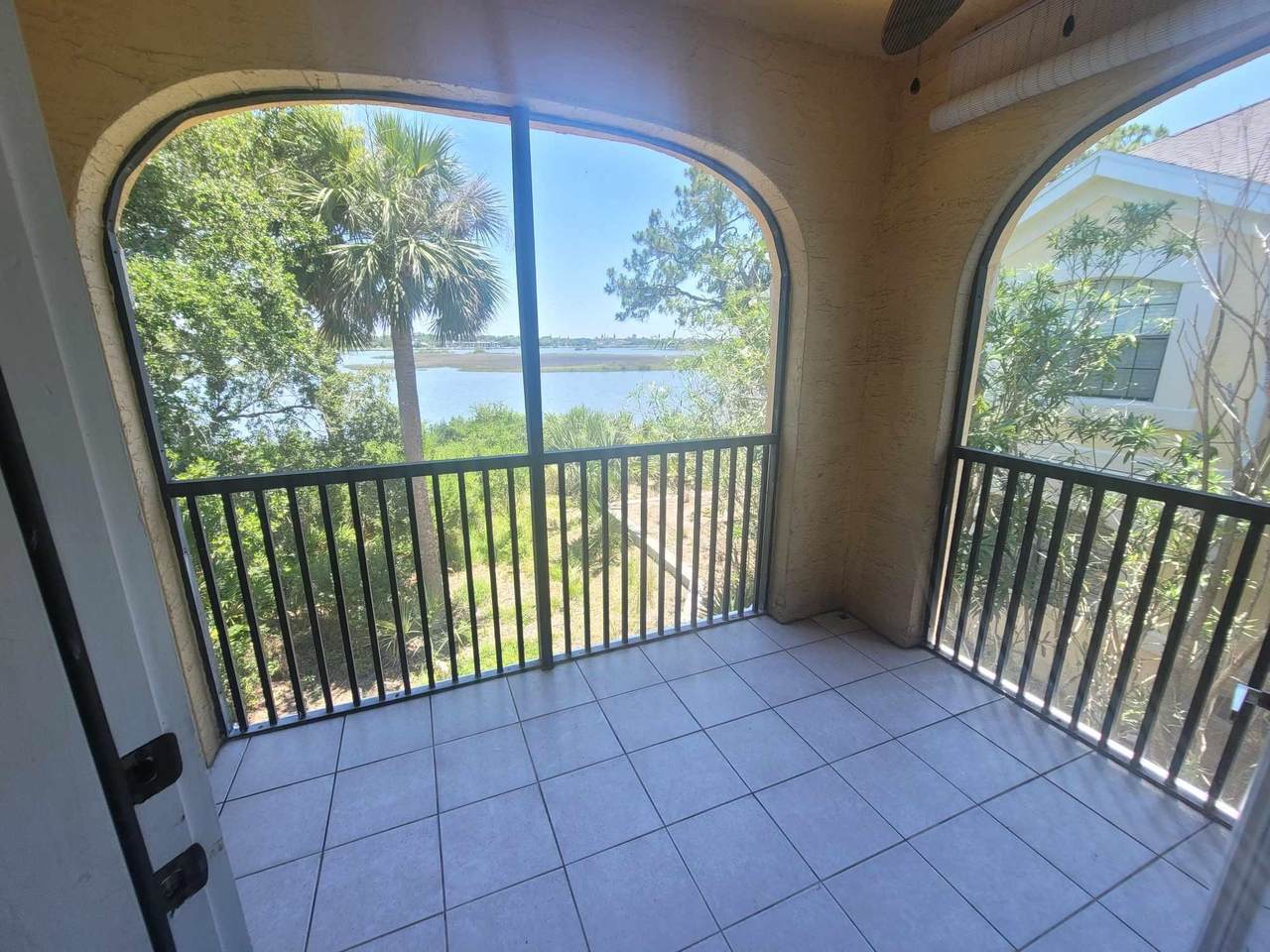 2431 Vista Cove Rd - Photo 1