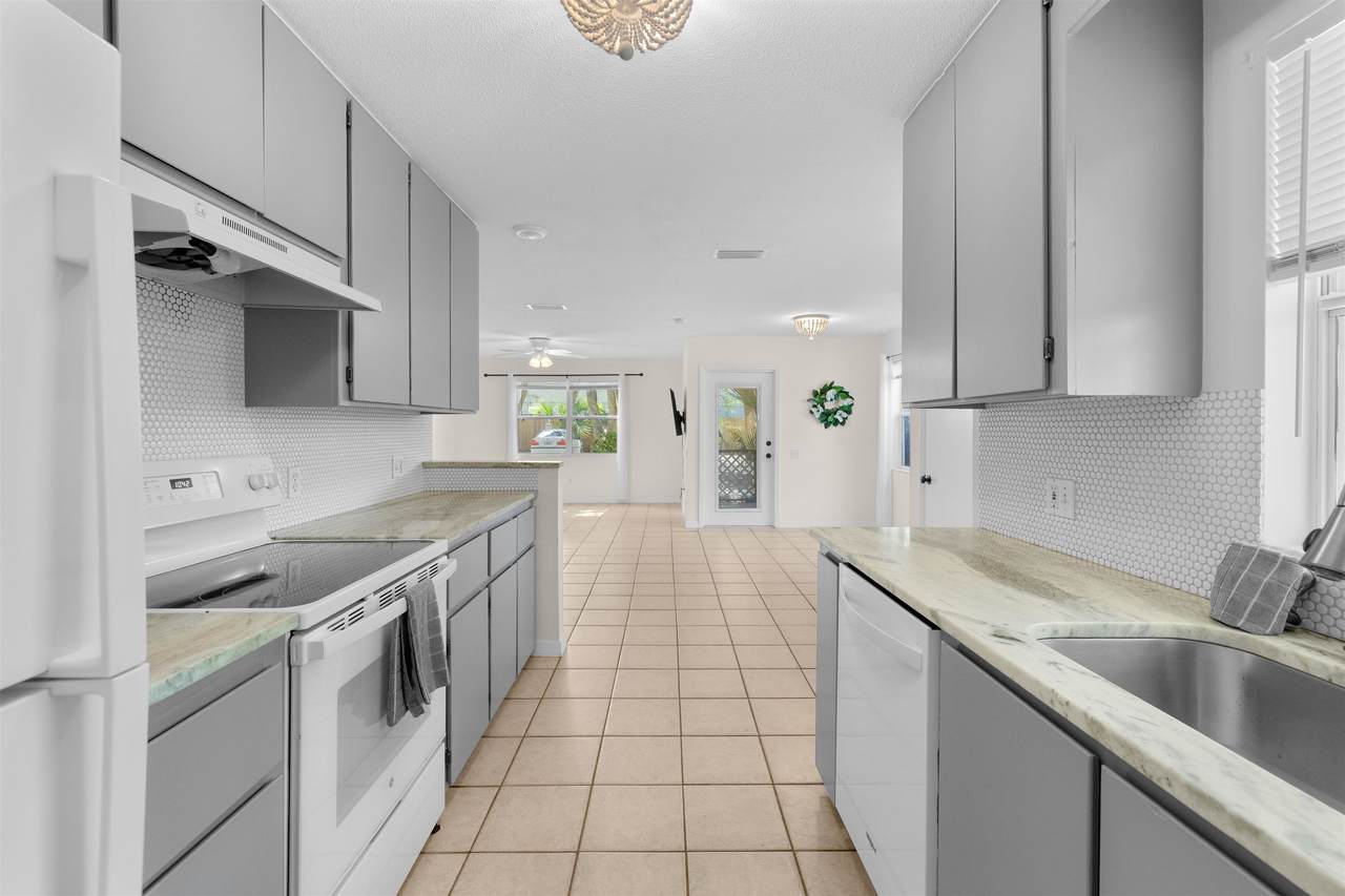 109 B St - Photo 1