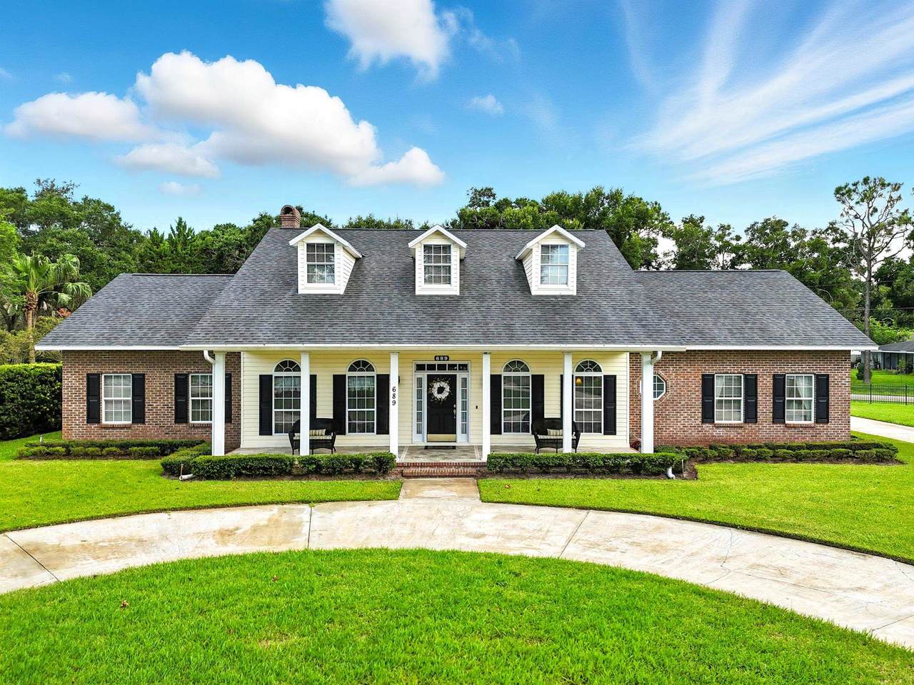 689 Standish Dr - Photo 1