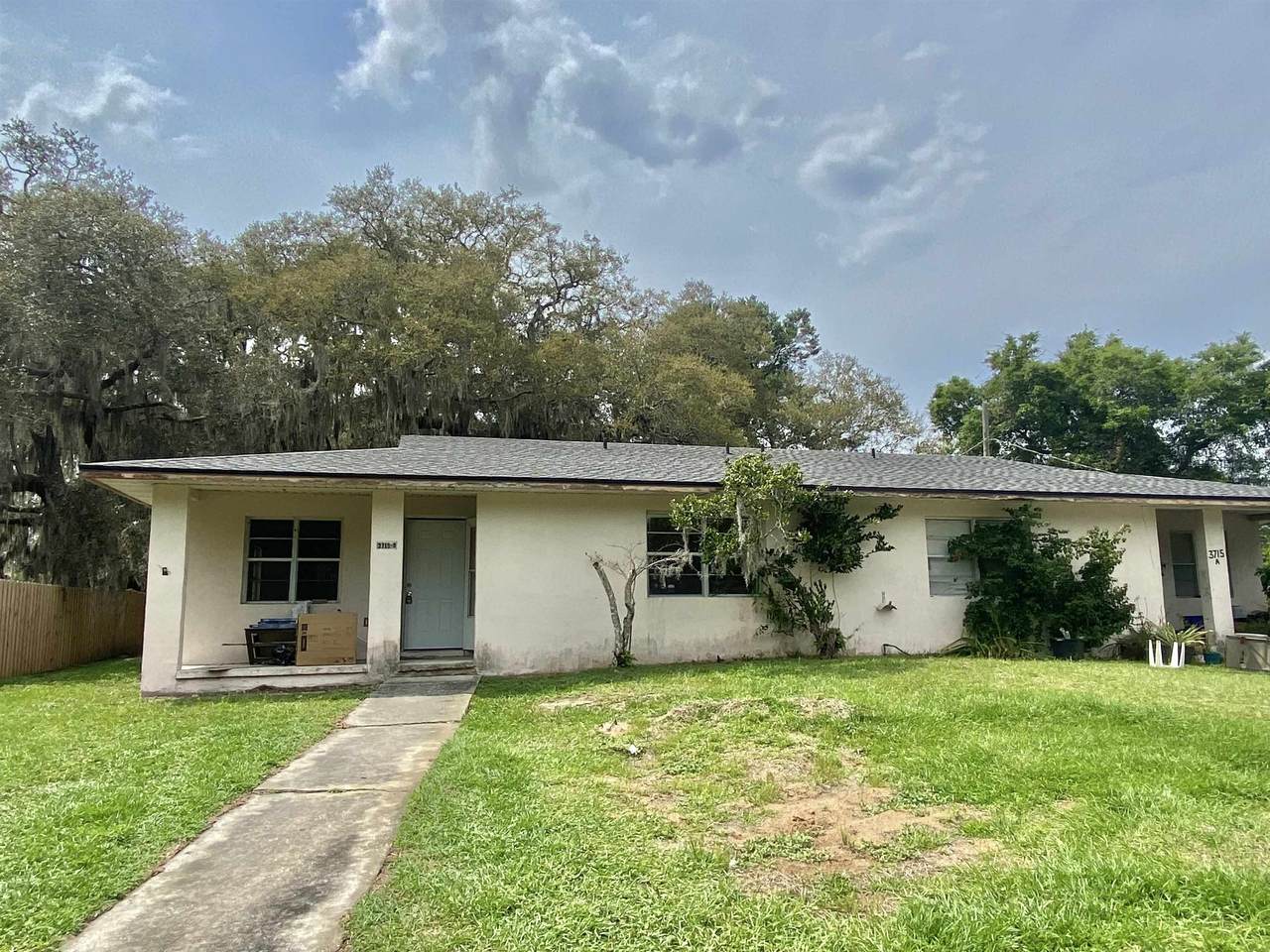 3715 Bluff Ln - Photo 1