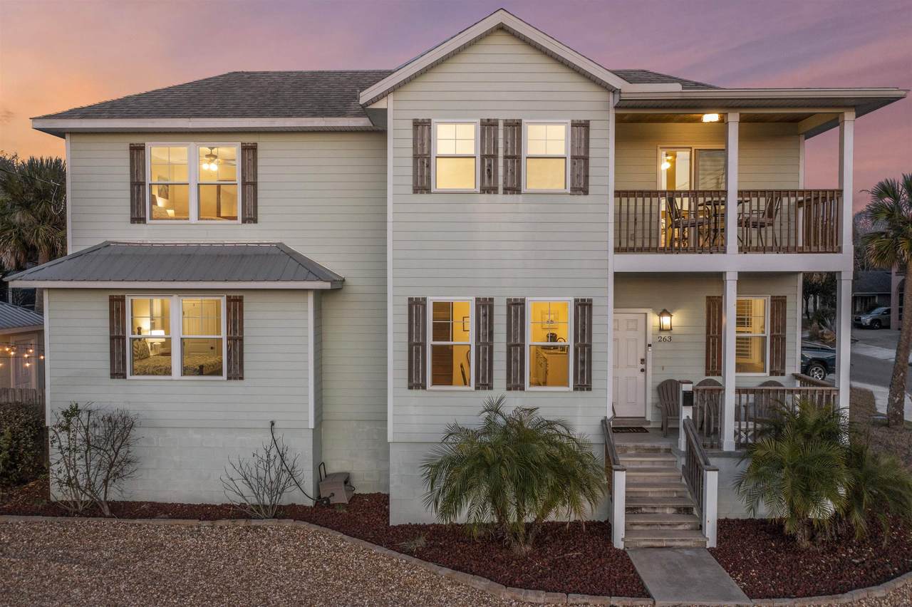 263 Riberia St - Photo 1