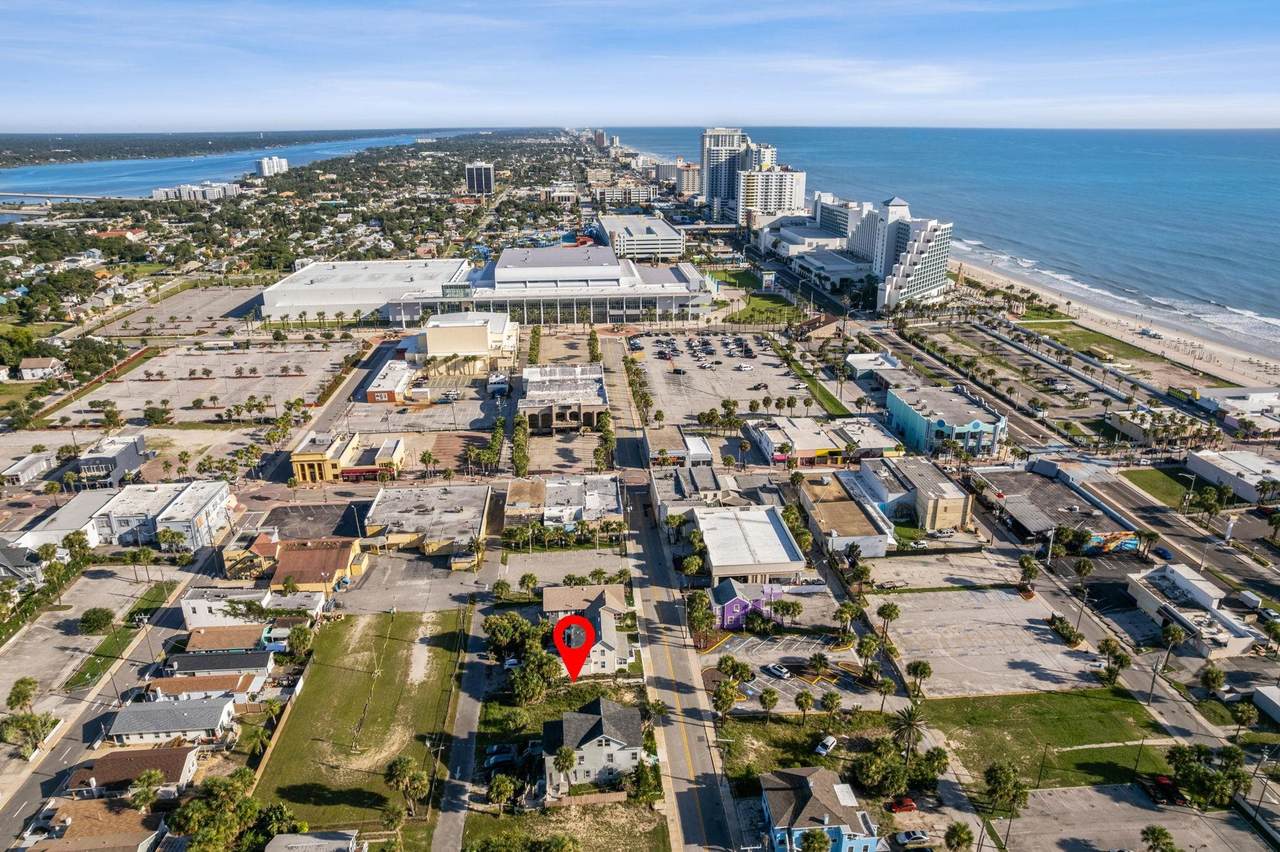 24 Grandview Ave - Photo 1