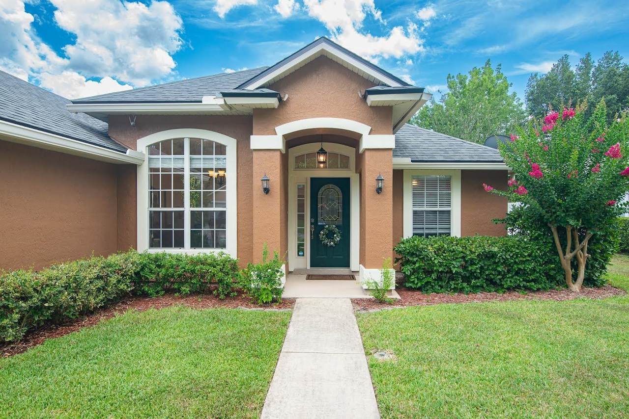 572 Sparrow Branch Cir - Photo 1