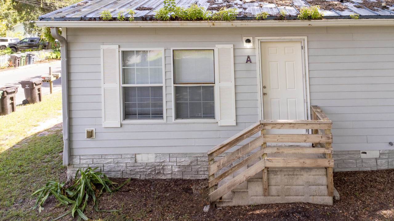 37 Evergreen Ave - Photo 1