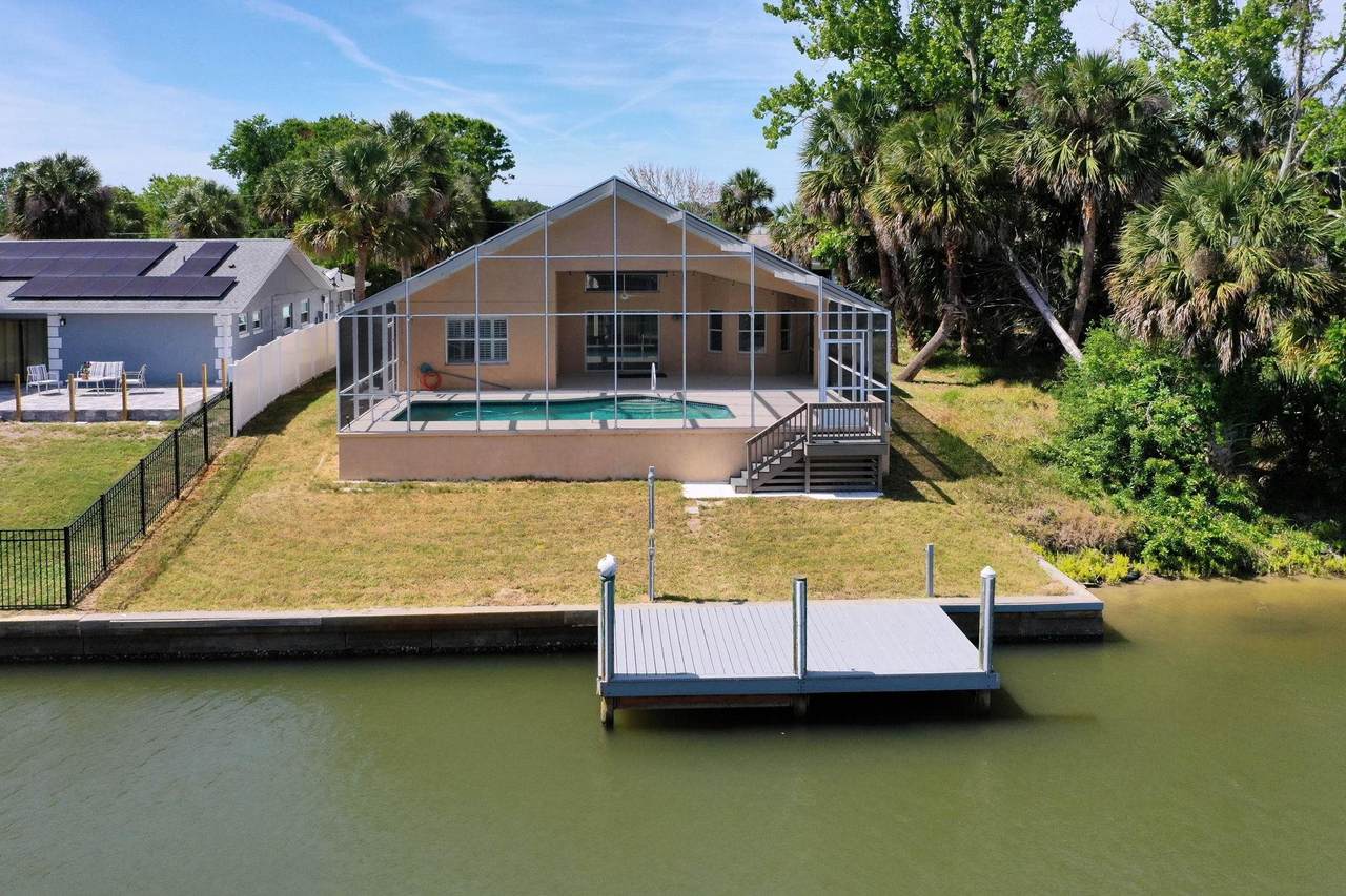 6 Crossleaf Ct E - Photo 1