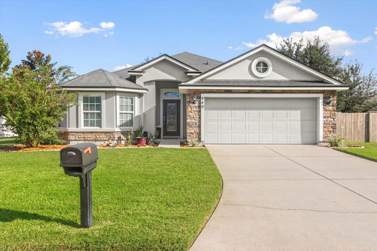 249 Bridgeport Ln - Photo 1